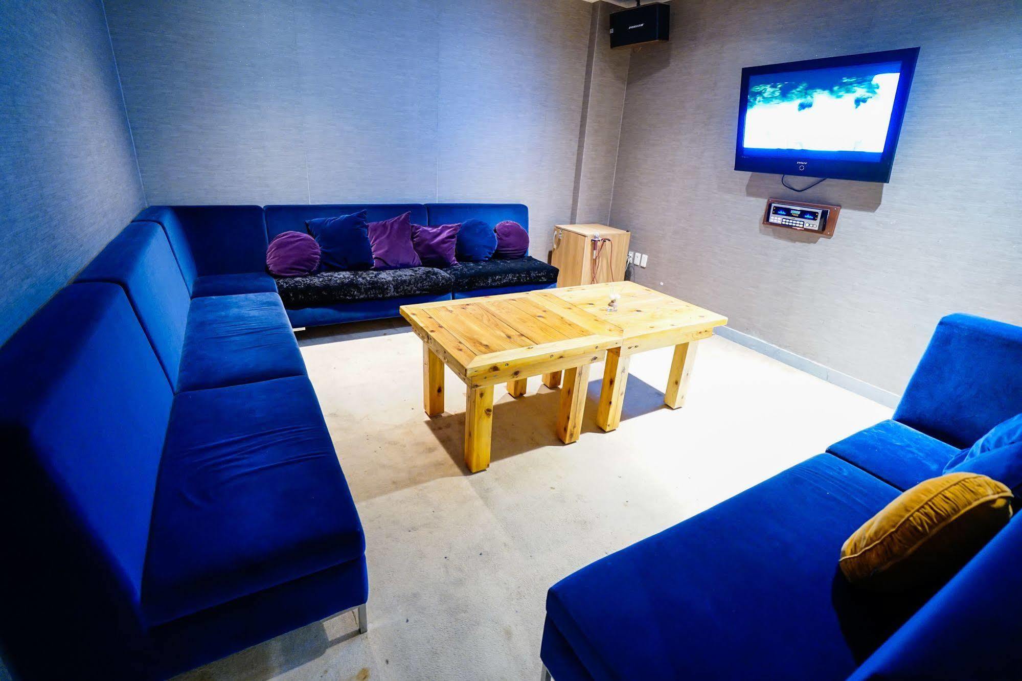 Lake Hills Jeju Resort Seogwipo Bagian luar foto