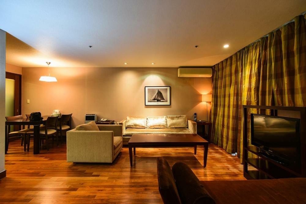 Lake Hills Jeju Resort Seogwipo Bagian luar foto